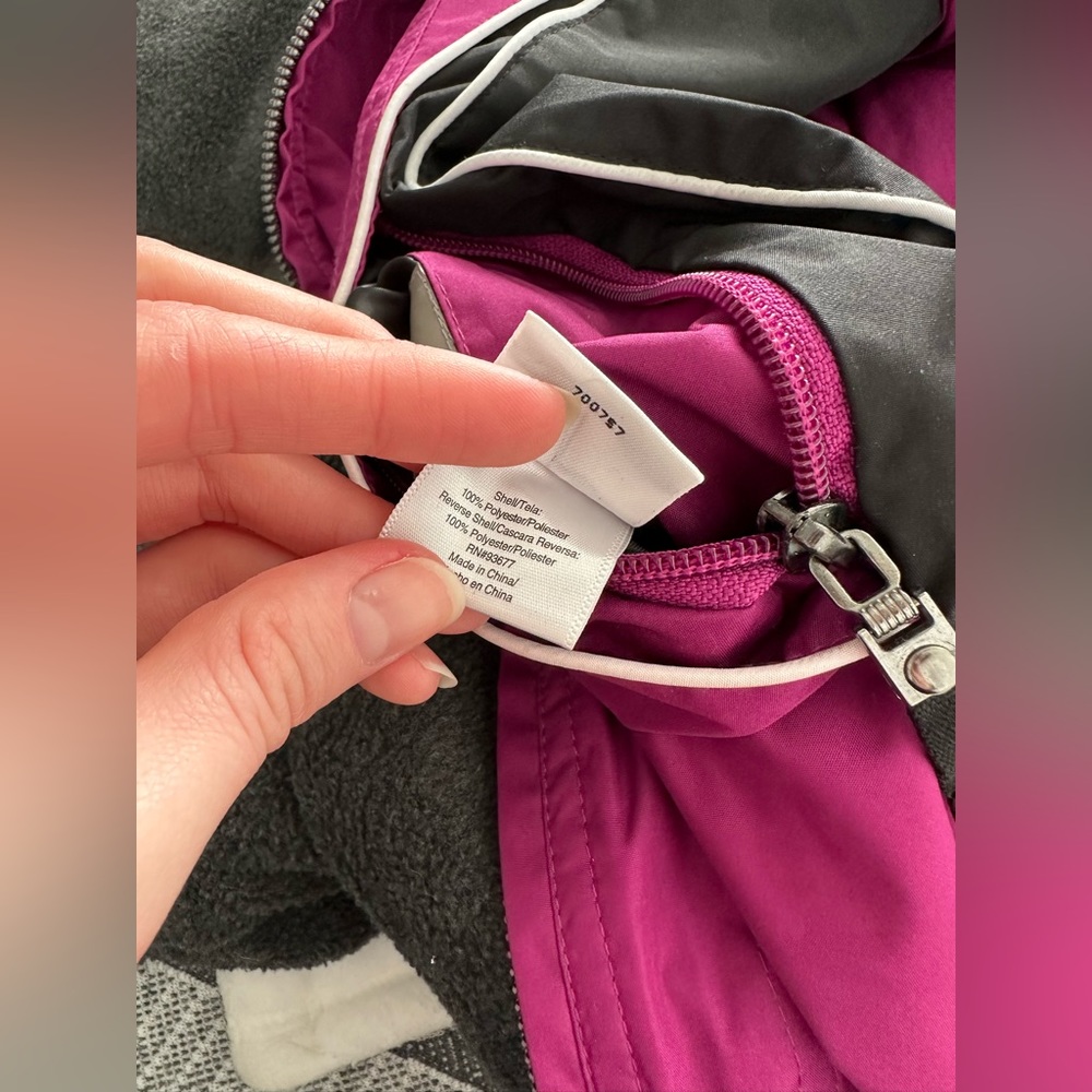 Fuchsia ski jacket - Picture 9 of 10
